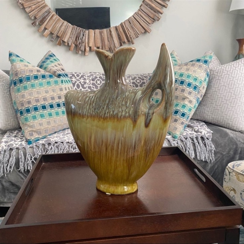 Vase decor